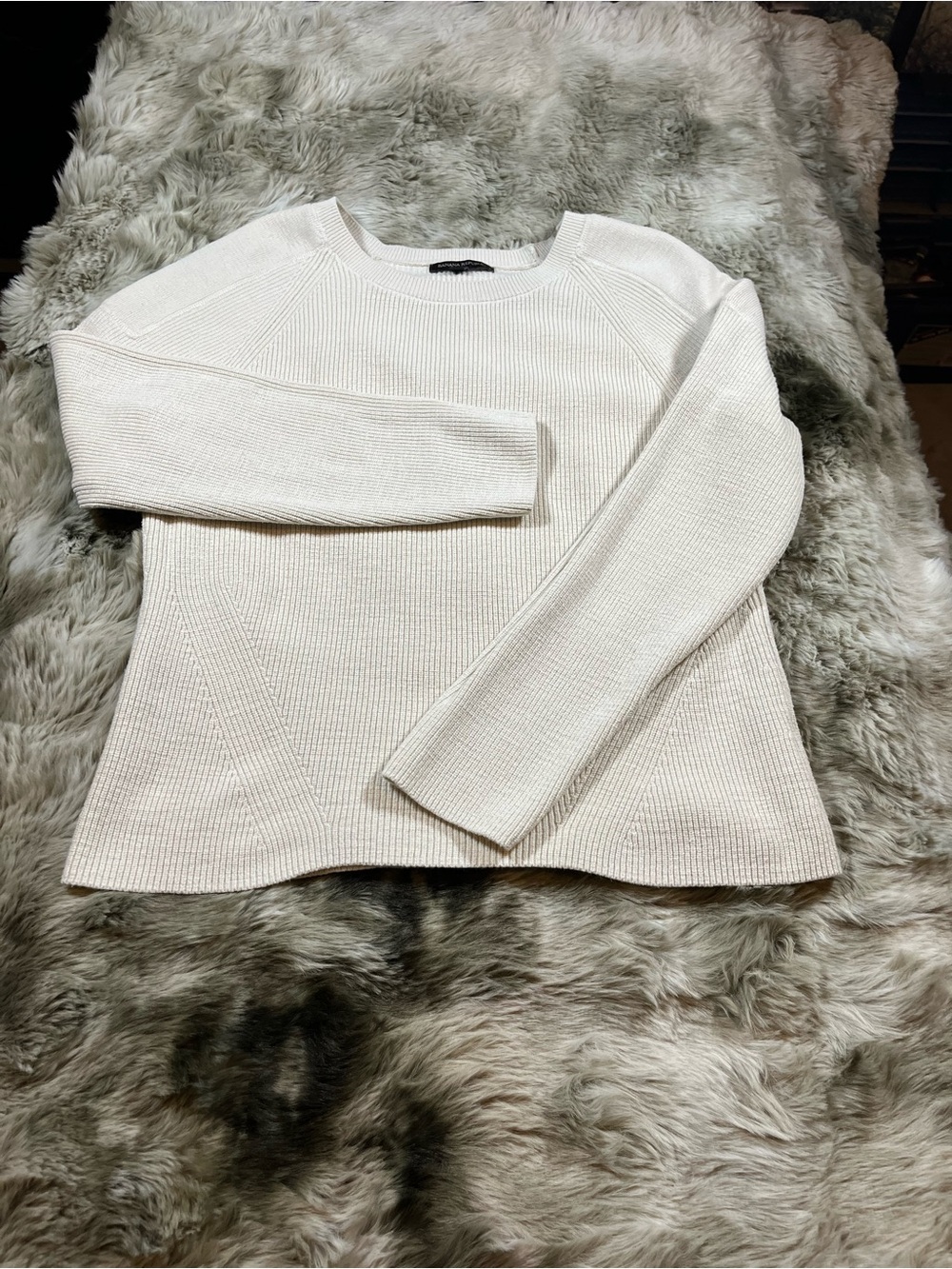 Banana Republic Ivory Ribbed Sweater Crewneck